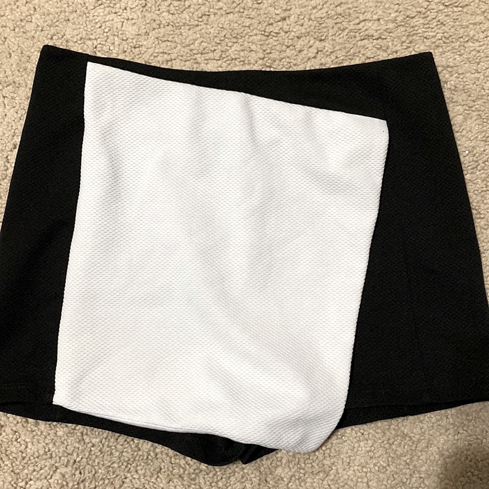 Agaci Skort